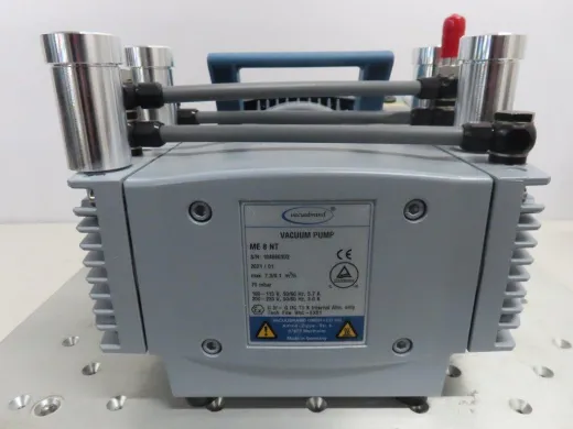 Vacuubrand 22614100 Vacuum Pump with 80 L/min Flow Rate, Near New Condition