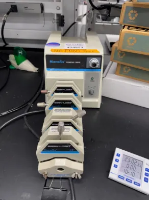 Cole-Parmer MasterFlex Console Drive Peristaltic Pump Model 77521-50 with Easy-Load L/S Pump Heads