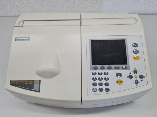 Unicam Helios Alpha Spectrophotometer-cover