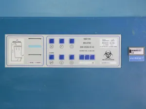 Clean Air DLF/REC4 2A Class II Biohazard Cabinet for Microbiological Research, 3 of 3