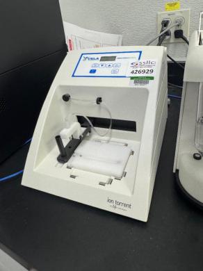 Vela Diagnostics Sentosa ST401e Clinical Chemistry Analyzer Model 8441-27-cover