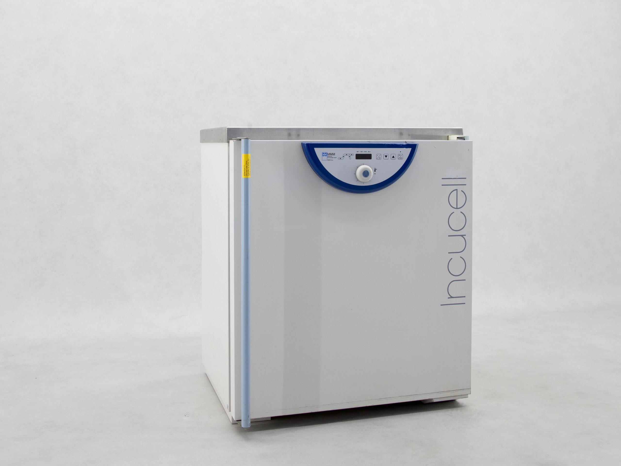 MMM Incucell V-111 Laboratory Incubator