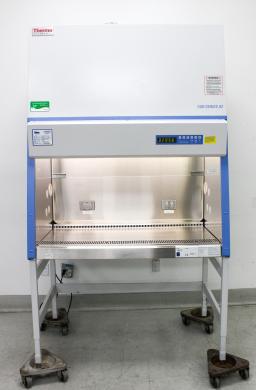 Thermo Scientific 1335 Class II Type A2 Biological Safety Cabinet with UV Light and Adjustable Stand-cover