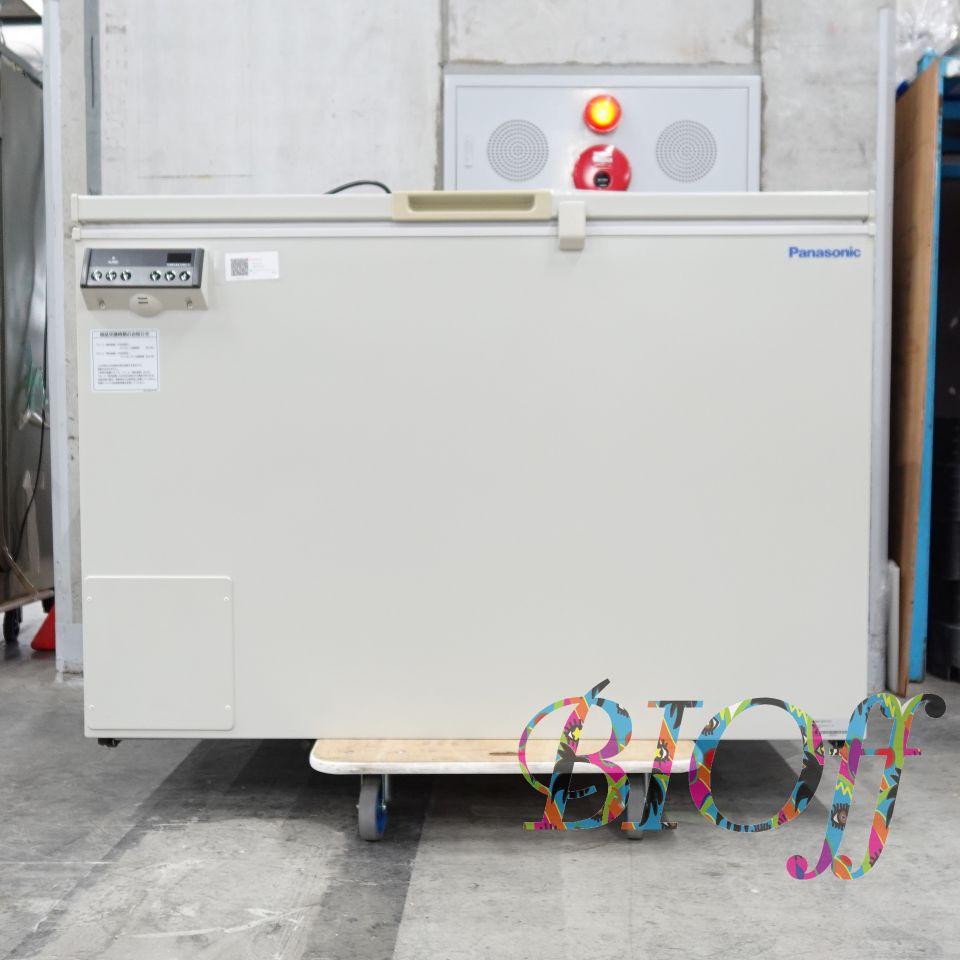 Panasonic MDF-437-PJ Biomedical Chest-Type Ultra-Low Temperature Freezer 425L