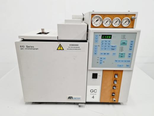 Unicam 610 Series Gas Chromatograph-cover
