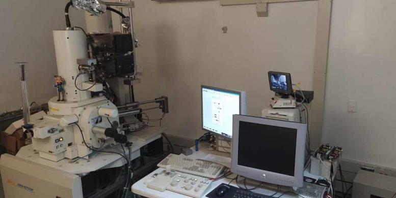 JEOL Ltd. JSM-6700F-cover