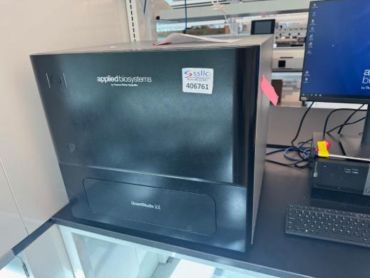 Applied Biosystems QuantStudio Absolute Q Digital PCR System-cover