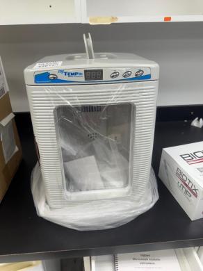 Benchmark Scientific myTemp Digital Benchtop Incubator with LED Temperature Control-cover