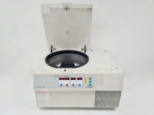 Heraeus Megafuge 1.0R Refrigerated Centrifuge with Rotor, 8 of 14