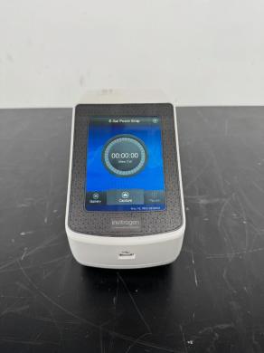 Thermo Fisher Scientific E-Gel Power Snap Electrophoresis Device G8100 with Snap Camera G8200-cover