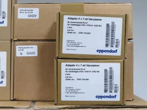 Eppendorf 5702R Refrigerated Centrifuge w/ A-4-38 Rotor, 3 of 5