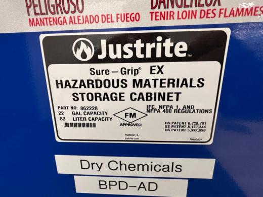 JustRite 22 Gallon Flammable Liquid Storage Cabinet-cover
