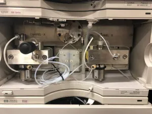 Agilent 1100 Series HPLC with VWD Detector, 2 of 4