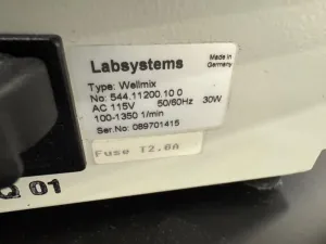 Labsystems Wellmix Adjustable Speed Microplate Shaker for Laboratory Benchtops, 2 of 2