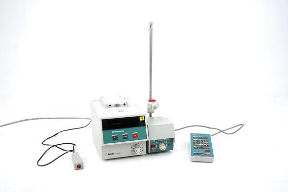 Metrohm Dosimat 665 Automatic Burette and Dosing Unit with Keyboard-cover