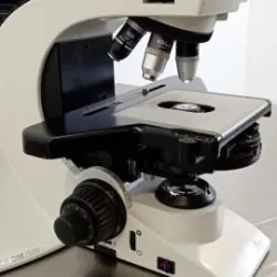 Leica DM 2500 Binocular Optical Microscope with Phase Contrast and Fluorescence Capabilities, 4 of 12