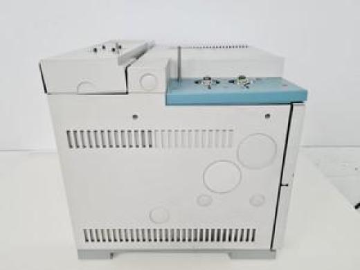 Hewlett Packard HP 6890 Series GC System Gas Chromatograph Lab-cover