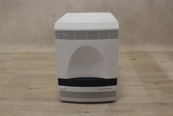 Applied Biosystems 7500 Fast Real-Time PCR System