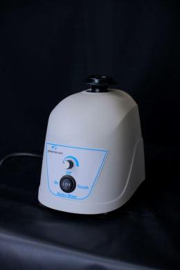 Greiner J844050 Vortex Mixer, 200–3200 rpm, 115V 60Hz 180W, 3.8kg-cover