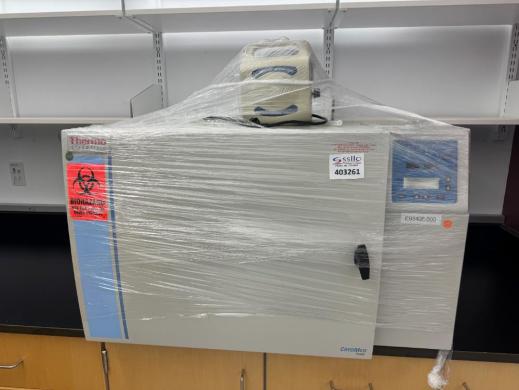 Thermo Fisher Scientific CryoMed Ultra-Low Temperature Freezer Model 7452-cover