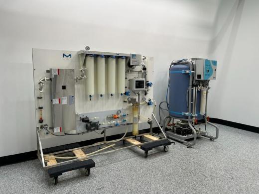 Millipore Super-Q Water Purification System with SDS 500 Duplex Pump Module-cover