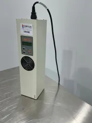 Cluzeau 560-CIL Thermostat for Precise HPLC Temperature Control, 2 of 3