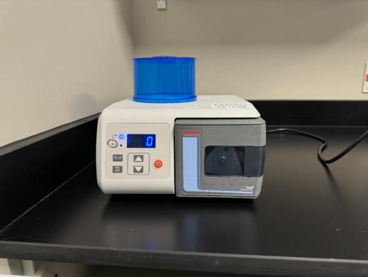 Thermo Fisher Scientific FH100 Peristaltic Pump for Precise Fluid Delivery-cover