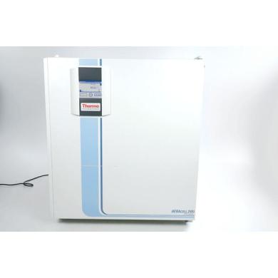 Thermo Scientific Heracell 240i Stainless Steel Interior CO2 Incubator (2013)-cover