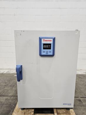 Thermo HermaTherm IGS180 Microbiological Incubator, 5–75°C Range-cover