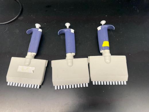 Rainin Pipet-Lite 300 µL 8-Channel Multichannel Pipette Set of 3-cover