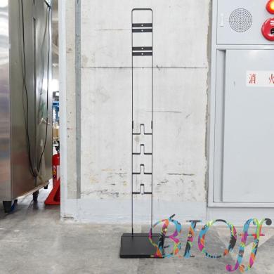 Yamazaki 6519 Cordless Vacuum Cleaner Stand Tower Black (W22×D29×H127cm)-cover