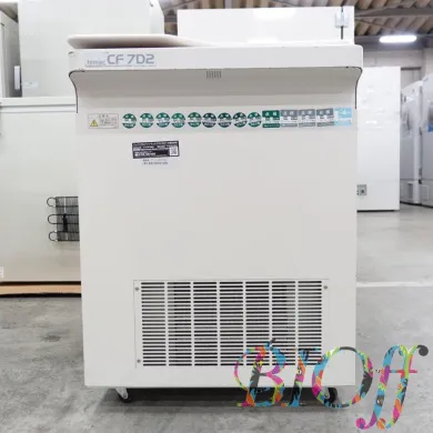 Hitachi CF7D2 Small Refrigerated Centrifuge with Temperature Control