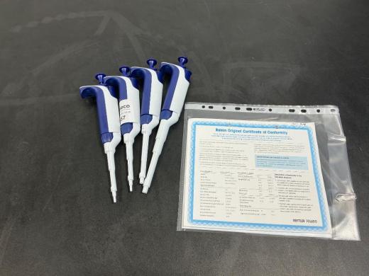 Mettler Toledo Rainin Pipet-lite XLS Manual Adjustable Micropipette Set-cover