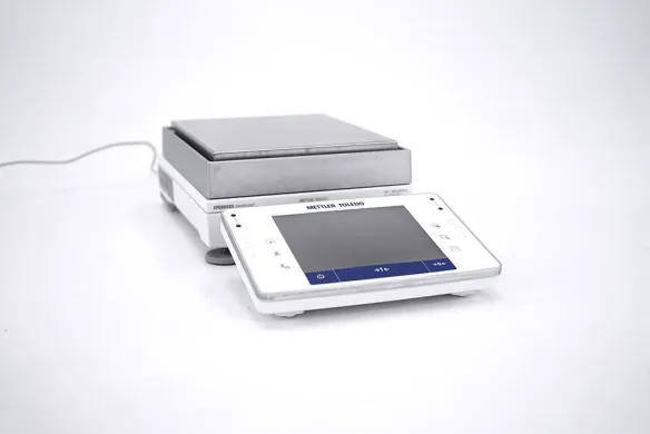 Mettler Toledo XPE6002S DR 6100 g × 0.01 g Dual-Range Precision Balance