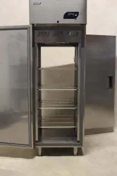 Evermed LR 625 S 2P Pass-through Laboratory Refrigerator, 3 of 4