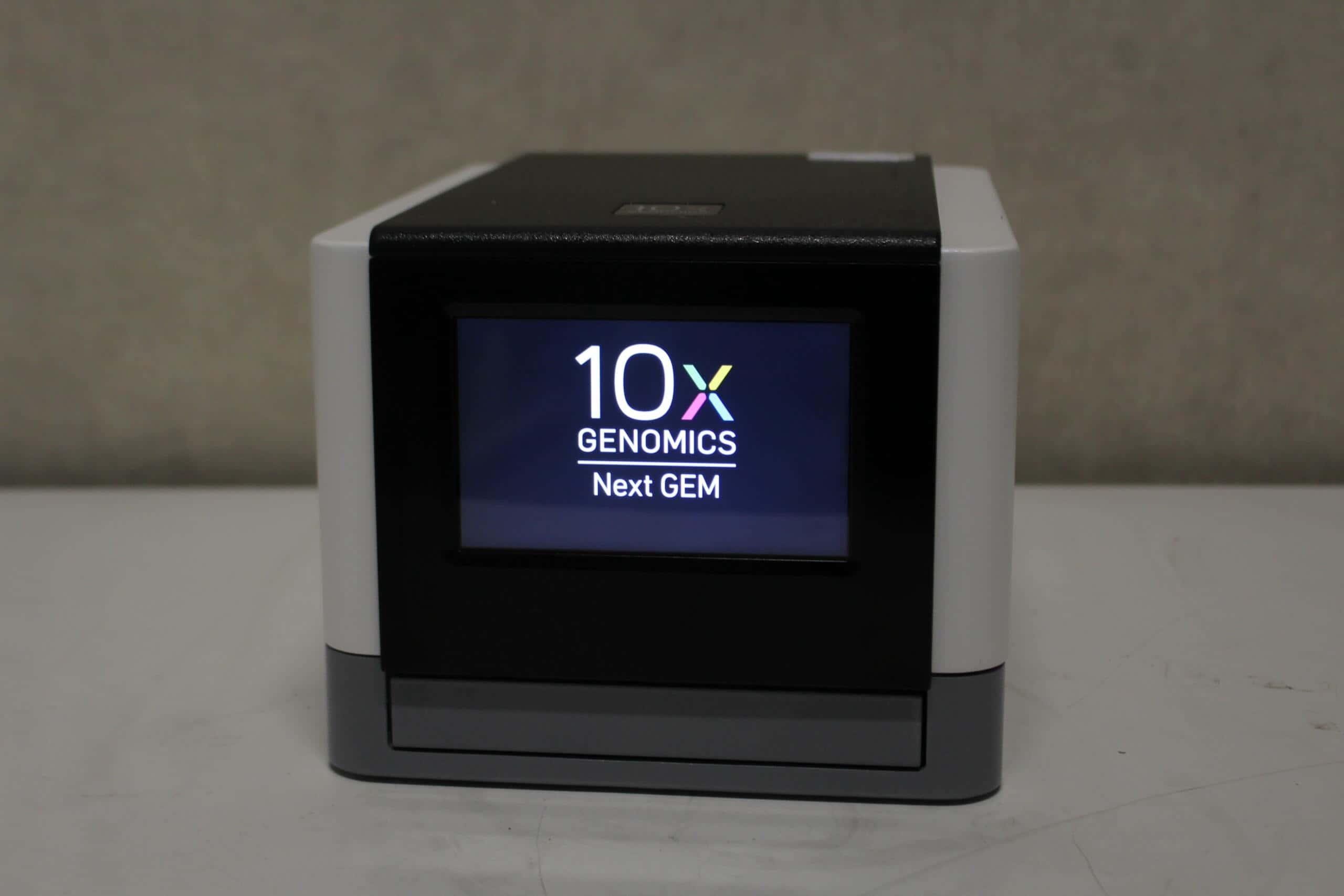 10x Genomics Chromium Single Cell Controller for Single-Cell RNA Sequencing