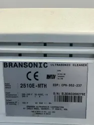 Branson 2510E-MTH Ultrasonic Cleaner with 42 kHz Frequency and 100 W Power, 2 of 3