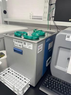 VWR Symphony Model 97043-956 Ultrasonic Cleaner with Heating Element, 40 kHz Frequency-cover