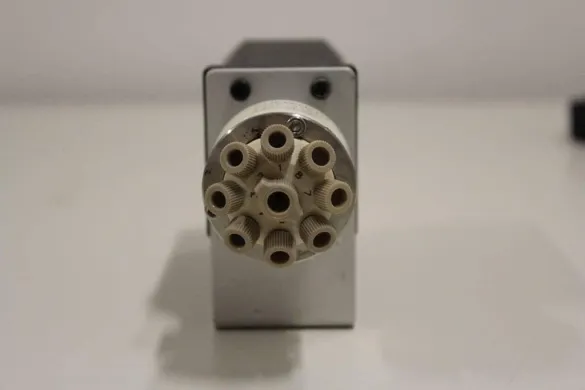 VICI Cheminert 8-Position PEEK Selection Valve
