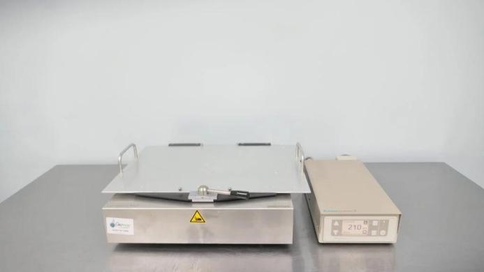Kuhner ES-X CO2 Resistant Orbital Lab Shaker for Controlled Incubator Environments-cover