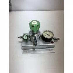 Praxair Pressure Regulator, 5 of 9