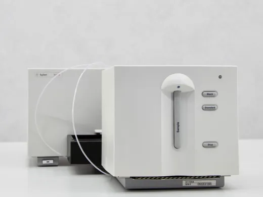 Agilent 8453 G1103A UV-Visible Photodiode Array Spectrophotometer