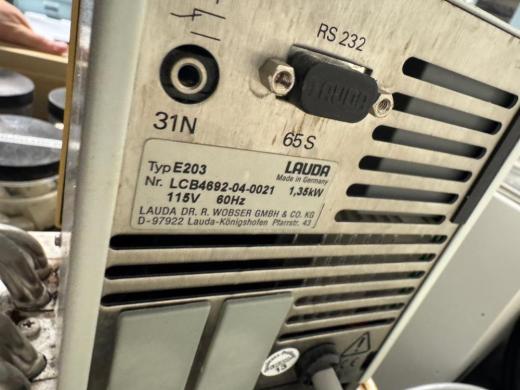 Lauda E203 Digital Water Bath with Precise Temperature Control and RS 232 Interface-cover