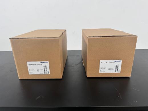 Eppendorf Charger Stand for Electronic Pipettes E3/E3x-cover