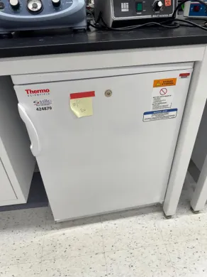 Thermo Fisher Scientific GTTSV05RPSA Undercounter Laboratory Refrigerator