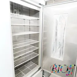 Hitachi CRB-32A Refrigerated Incubator, 287 L, 7 of 8