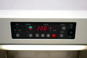 Sanyo MIR-153 Cooled Incubator with Microprocessor Control, 6 of 6