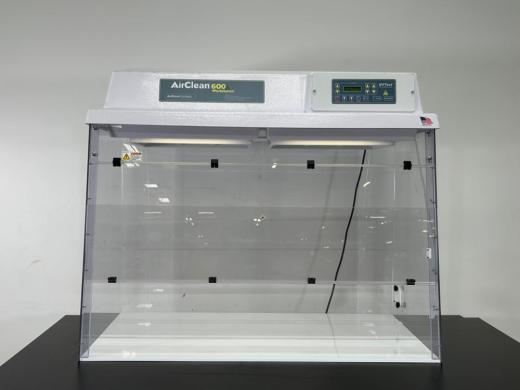 AirClean 600 PCR Workstation-cover