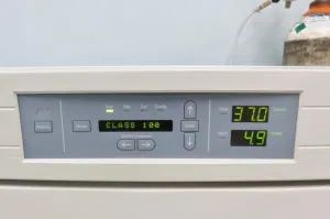Thermo Scientific Forma Scientific 3130 Series II Water Jacketed Tri-Gas CO2 Incubator, 7 of 13