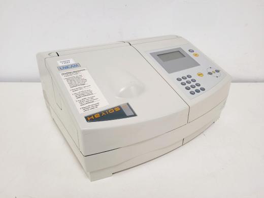 Unicam Helios Gamma UV-Vis Spectrophotometer Lab-cover